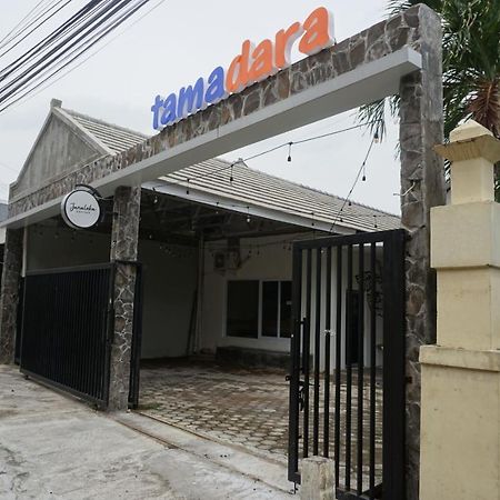 Tamadara Guesthouse Jogja Maguwo Exterior photo