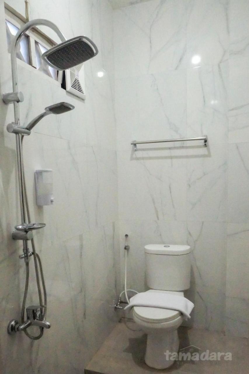 Tamadara Guesthouse Jogja Maguwo Room photo